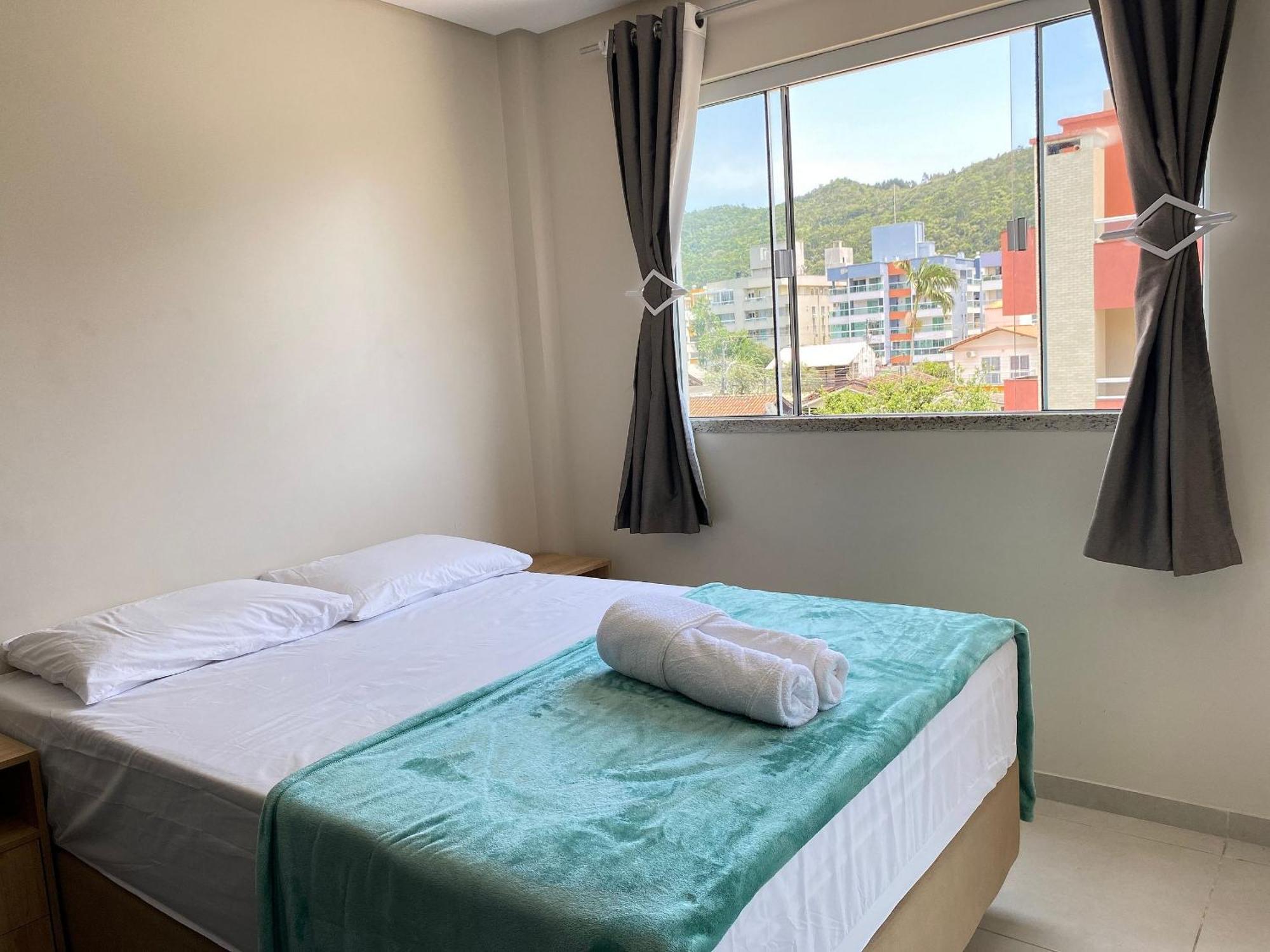 Residencial Maria Julia - Econômicos Com A Estrutura De Apartamento Bombinhas